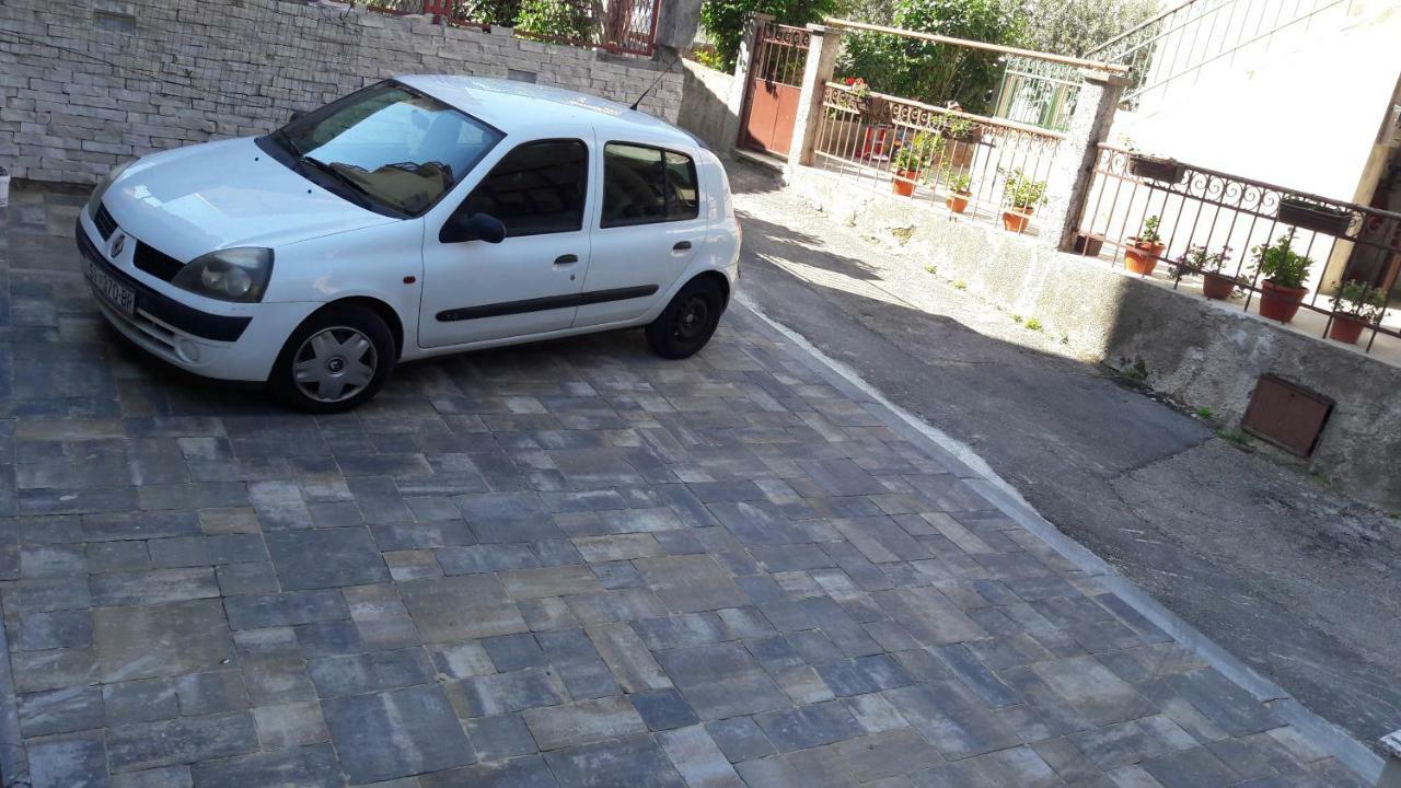שיבניק Apartment Buba מראה חיצוני תמונה